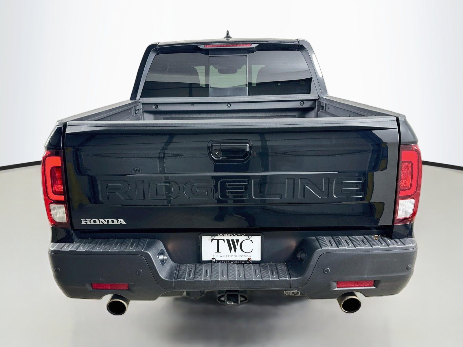 Used 2024 Honda Ridgeline Black Edition image 6