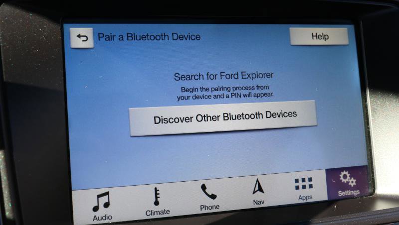 Used 2018 Ford Explorer XLT w/ Equipment Group 202A AWD/4WD image 17