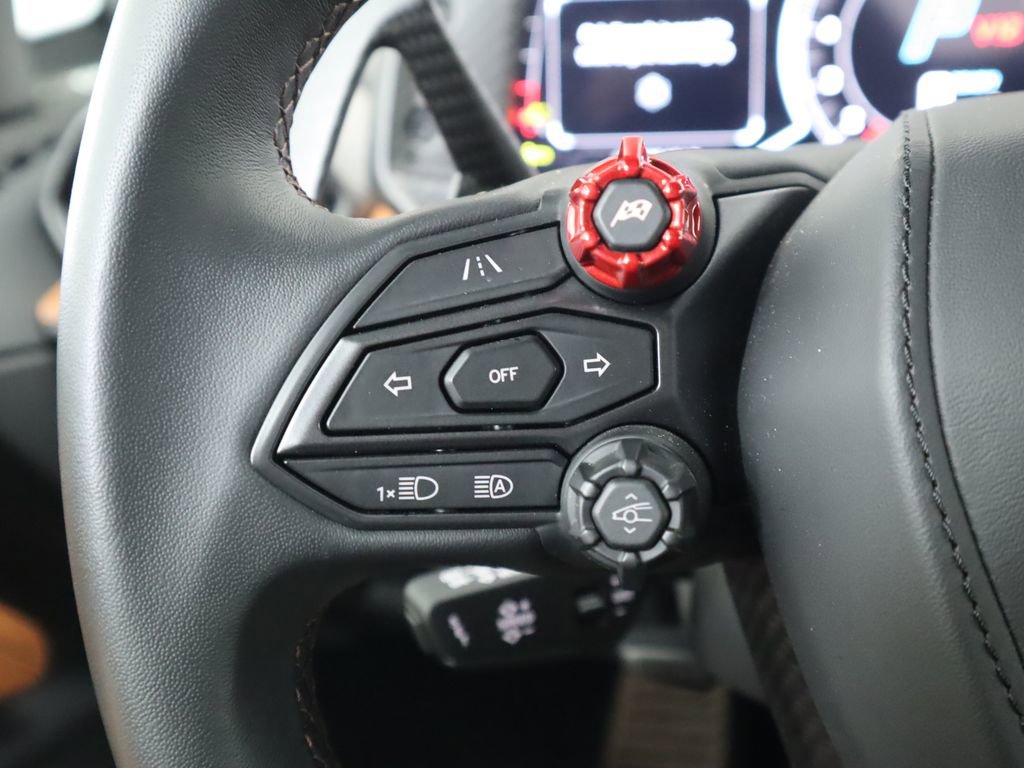 Used 2024 Lamborghini Revuelto image 11