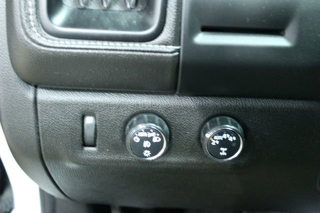 Used 2019 GMC Canyon Denali image 13