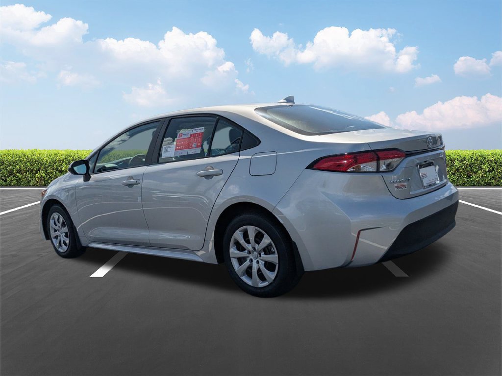 New 2026 Toyota Corolla LE FWD image 6