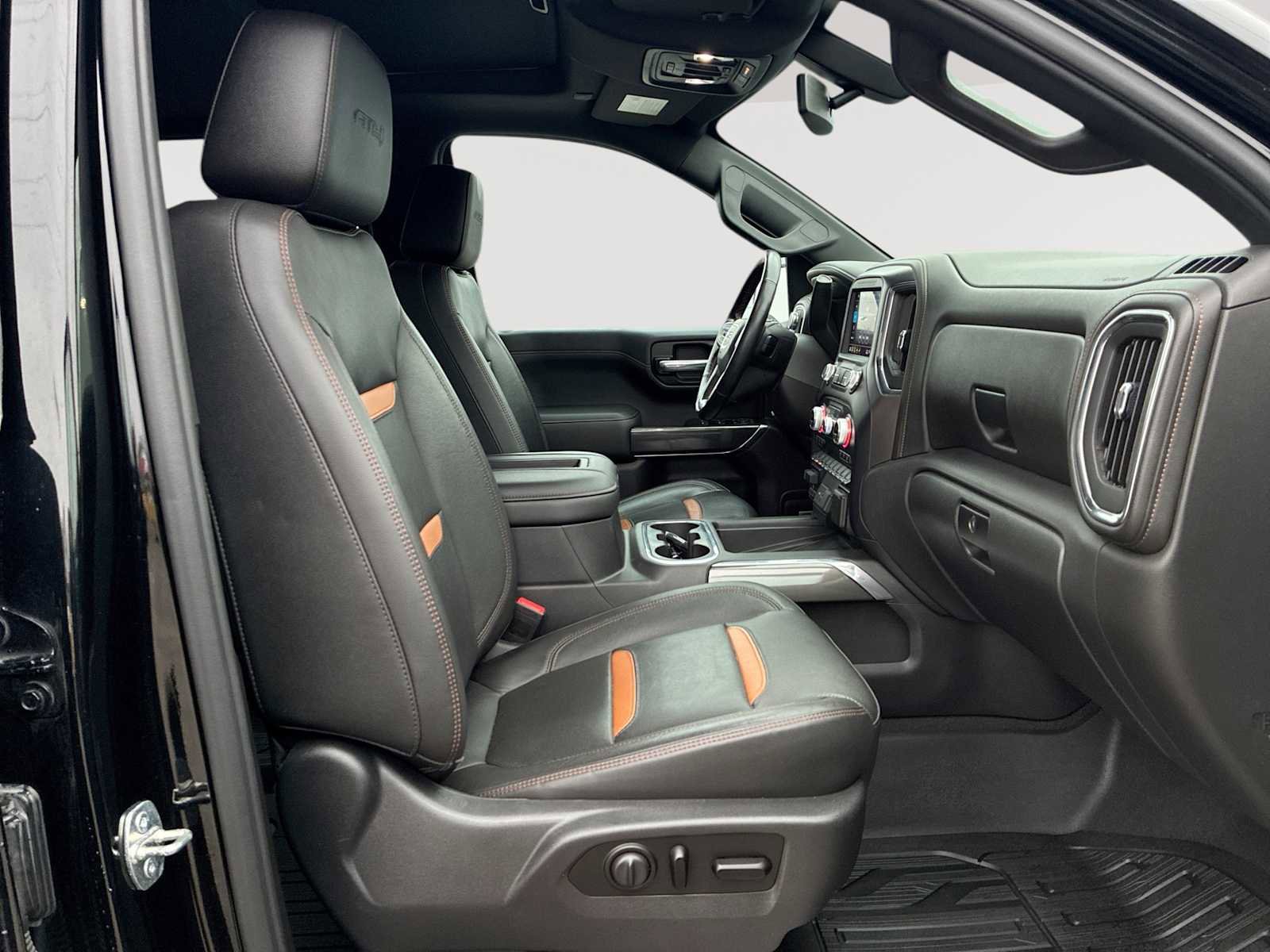 Certified 2019 GMC Sierra 1500 AT4 w/ AT4 Premium Package image 29