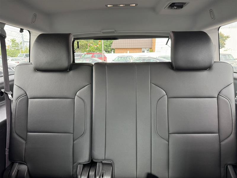 Used 2017 Chevrolet Suburban Premier AWD/4WD image 22
