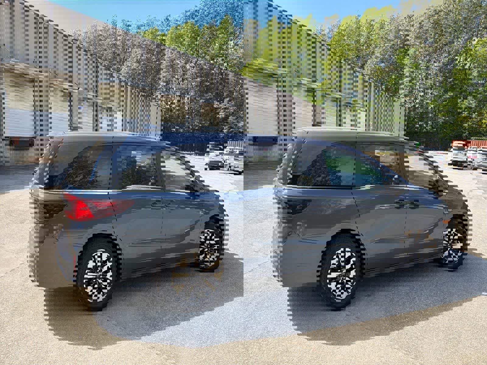 Used 2025 Honda Odyssey EX-L image 11