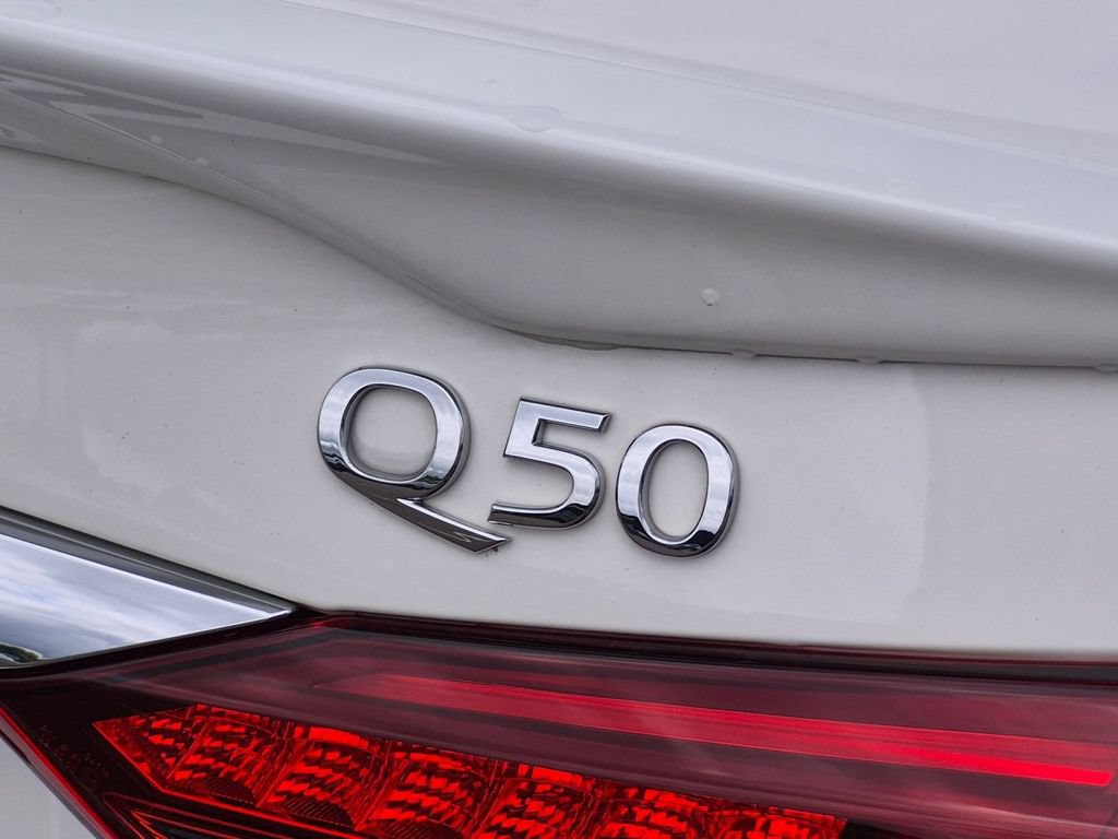 Certified 2022 INFINITI Q50 Luxe w/ Cargo Package AWD/4WD image 10