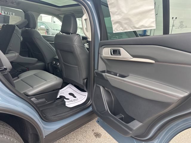 New 2026 Ford Explorer Active AWD/4WD image 16