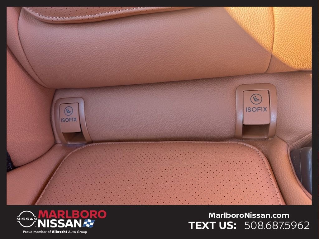 Used 2023 Mercedes-Benz C 300 4MATIC Sedan image 16