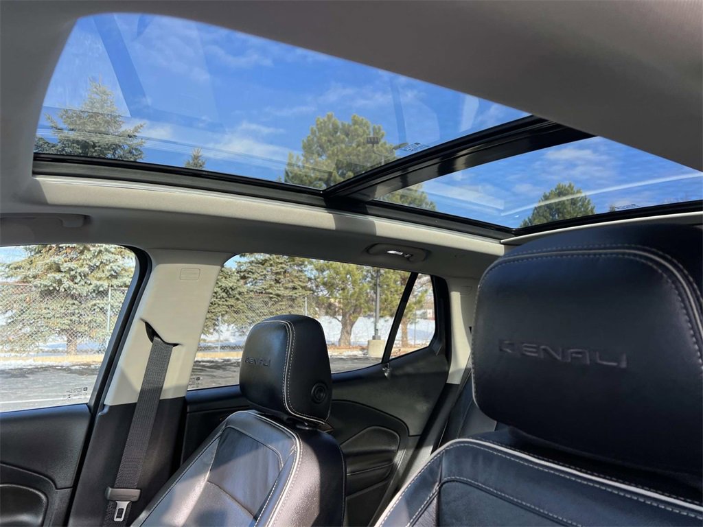 Certified 2020 GMC Terrain Denali image 18