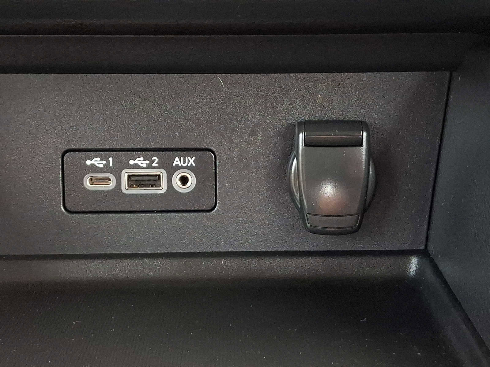 Used 2023 Nissan Sentra SR FWD image 25