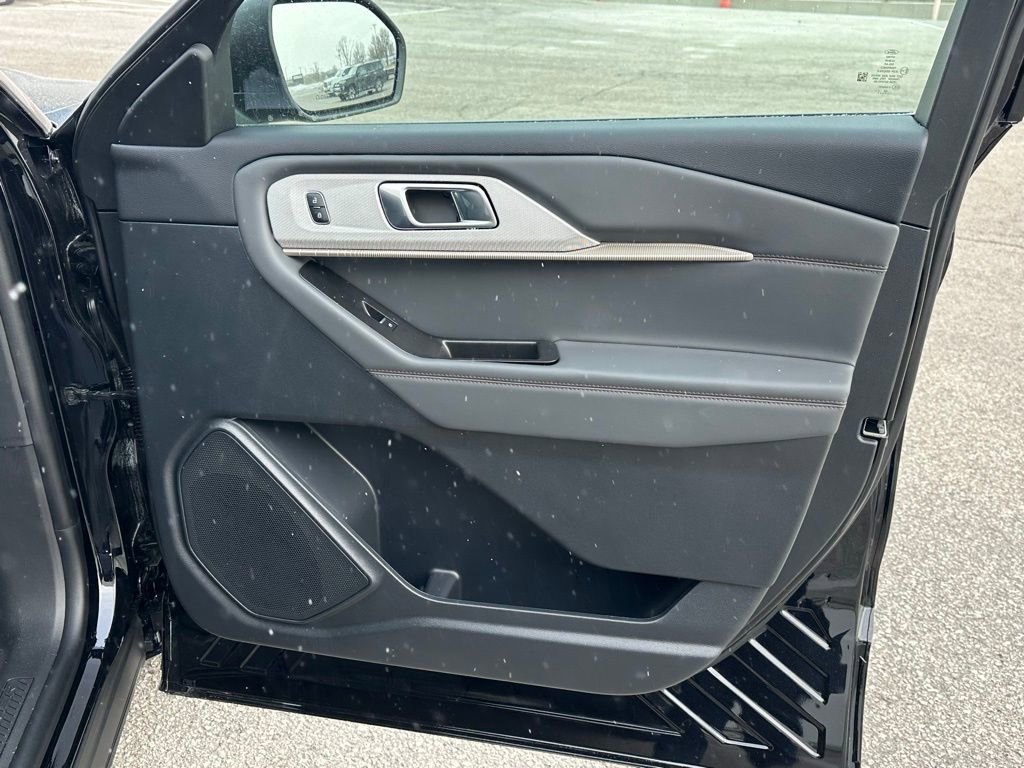 New 2026 Ford Explorer Active image 23