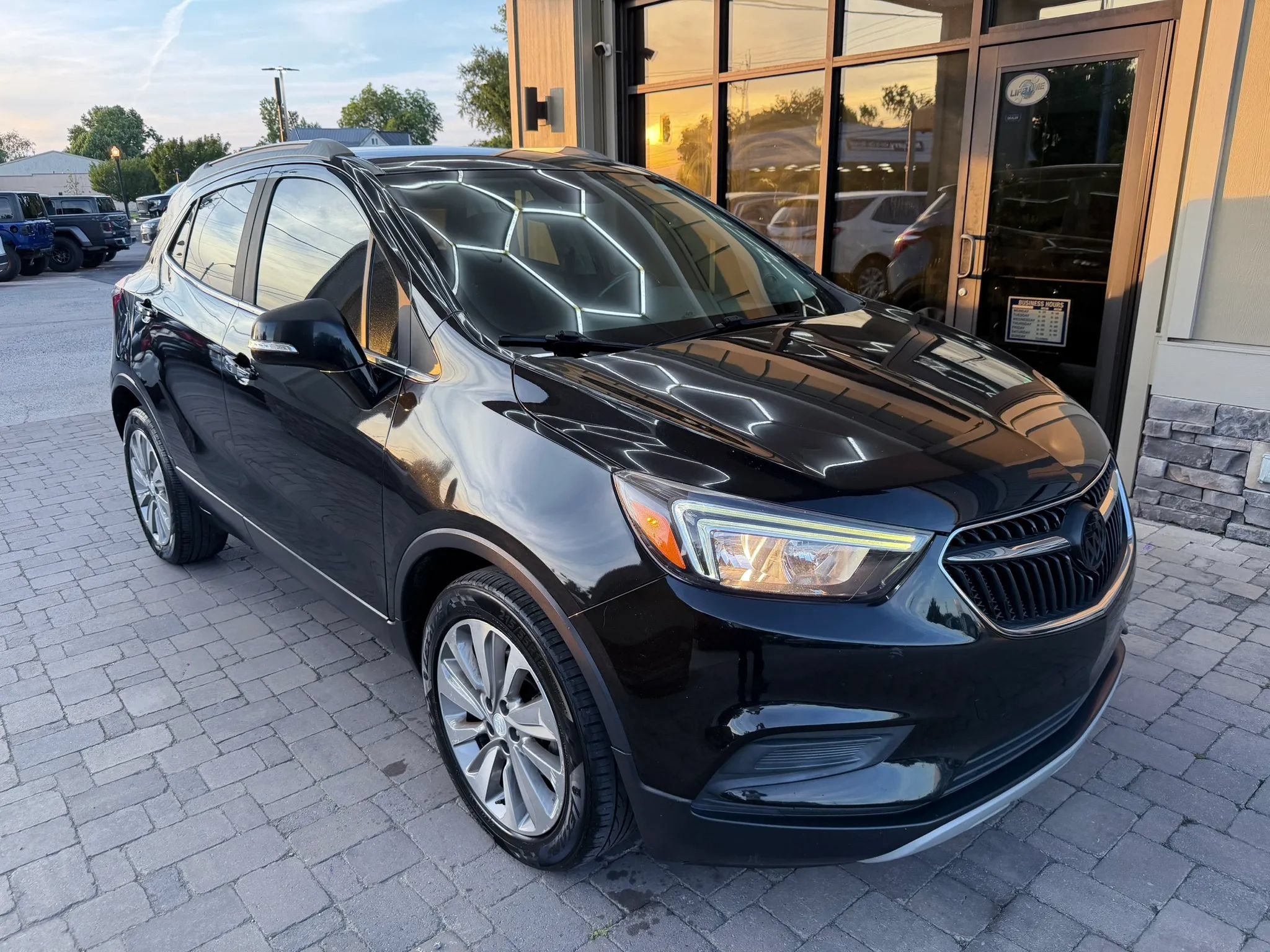 Used 2019 Buick Encore Preferred AWD/4WD image 12