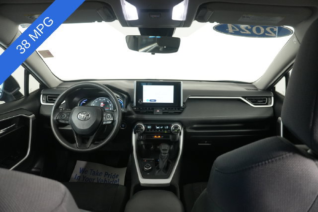 Used 2024 Toyota RAV4 AWD Hybrid image 19