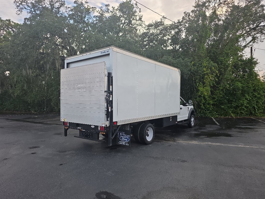 Certified 2022 Ford F550 2WD Regular Cab Super Duty image 3