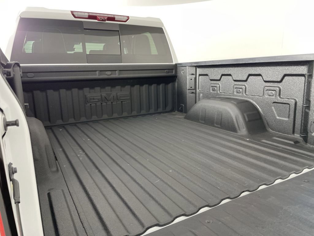 Used 2025 GMC Sierra 1500 AT4X image 27