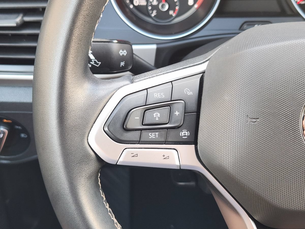 Used 2021 Volkswagen Atlas SE w/ Panoramic Sunroof Package FWD image 49
