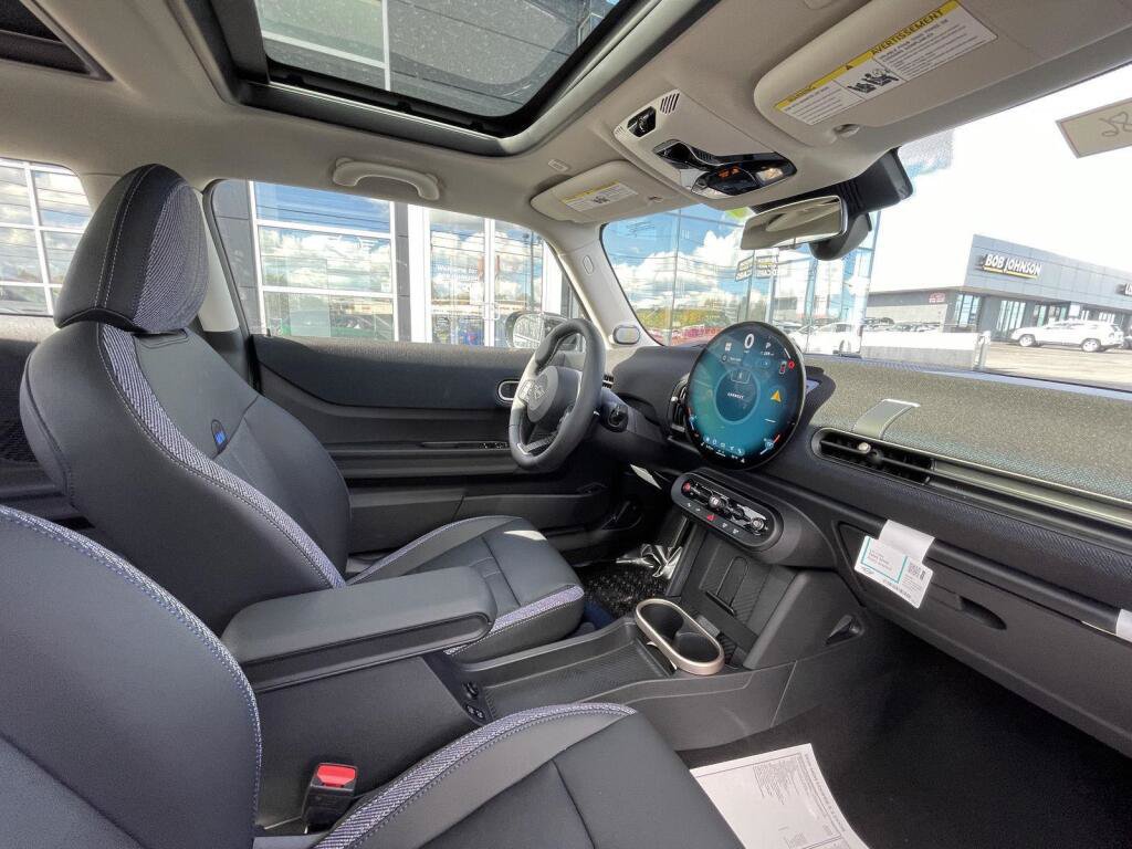New 2026 MINI Cooper S FWD image 10
