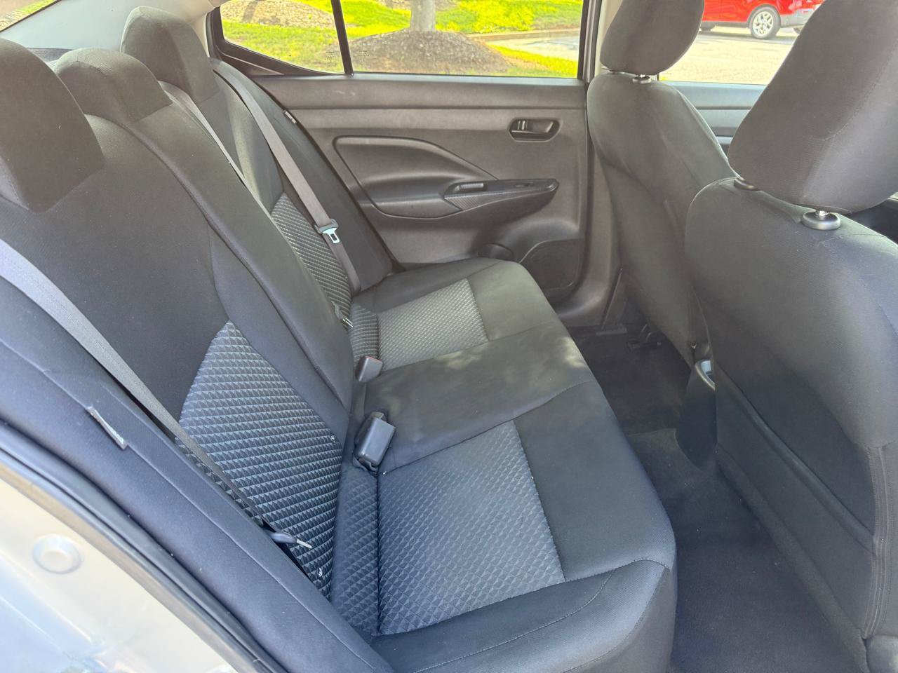 Used 2020 Nissan Versa S FWD image 14