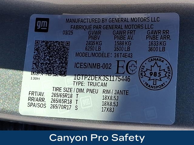 Used 2025 GMC Canyon AT4 image 32