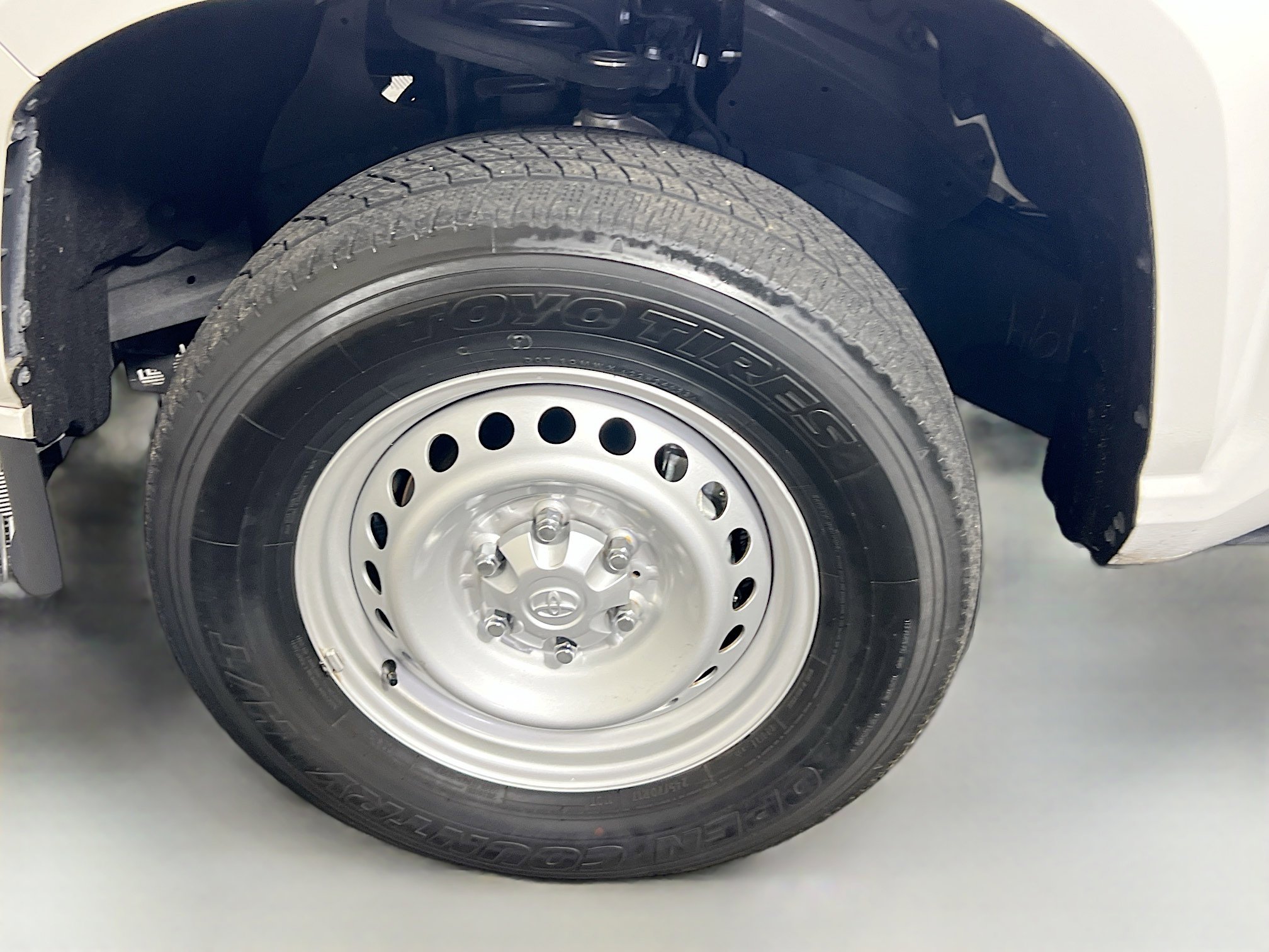 Used 2024 Toyota Tacoma SR image 13