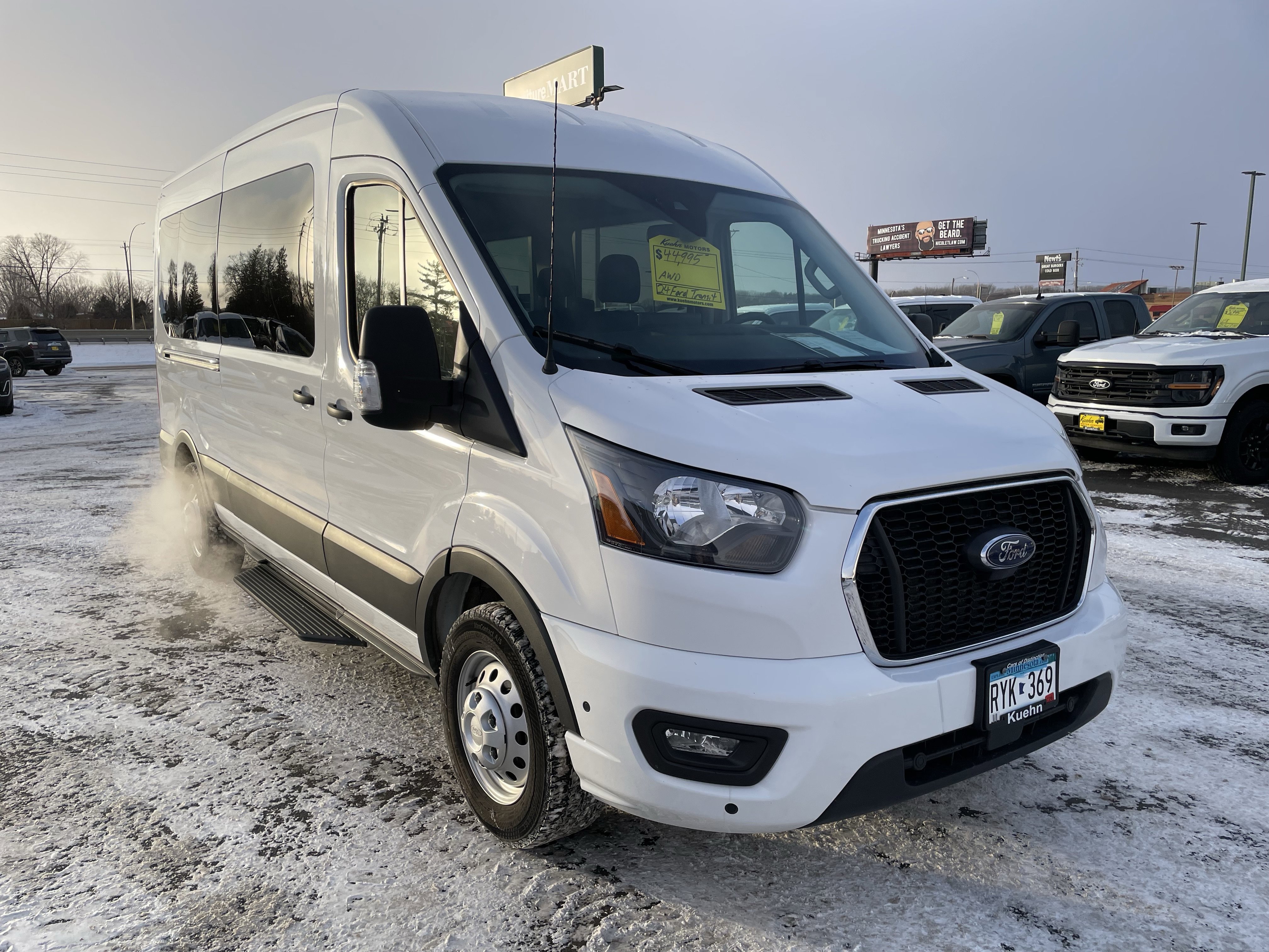 Used 2024 Ford Transit 350 XLT image 2