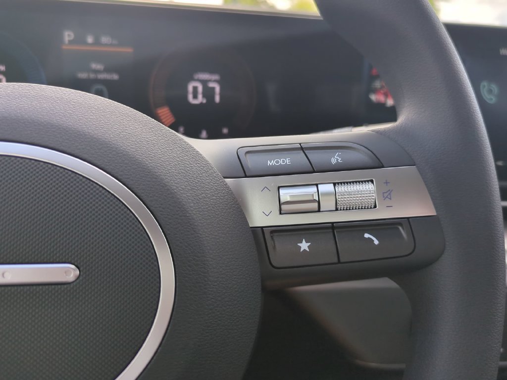 New 2027 Hyundai Kona SE FWD image 31