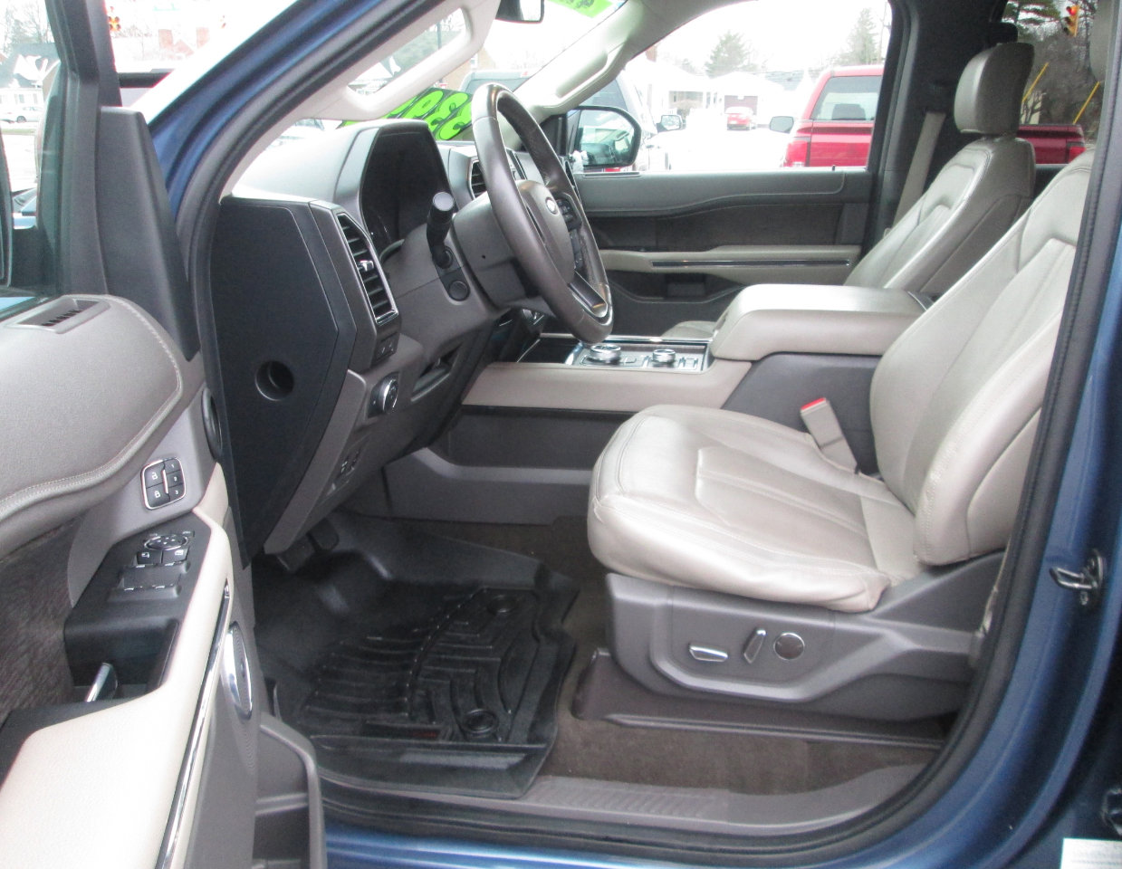 Used 2019 Ford Expedition Limited w/ Equipment Group 302A image 12