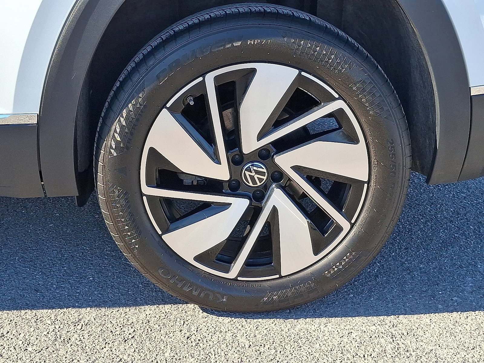 Used 2024 Volkswagen Atlas SEL image 7