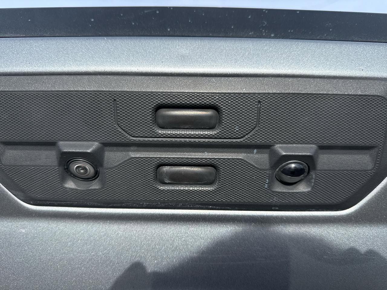 Used 2021 Chevrolet Silverado 1500 LTZ image 31