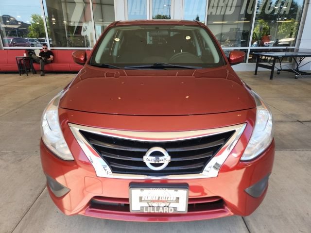 Used 2018 Nissan Versa SV FWD image 5