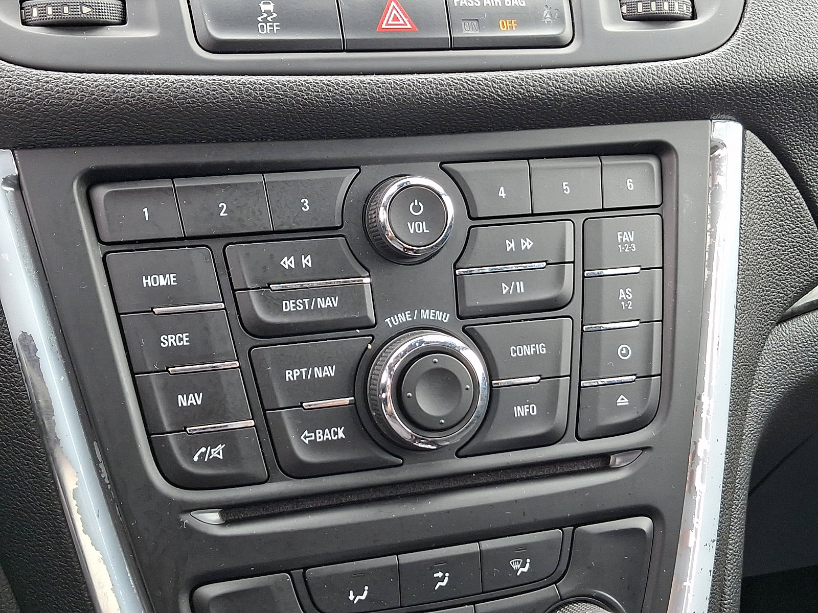 Used 2016 Buick Encore Sport Touring image 17