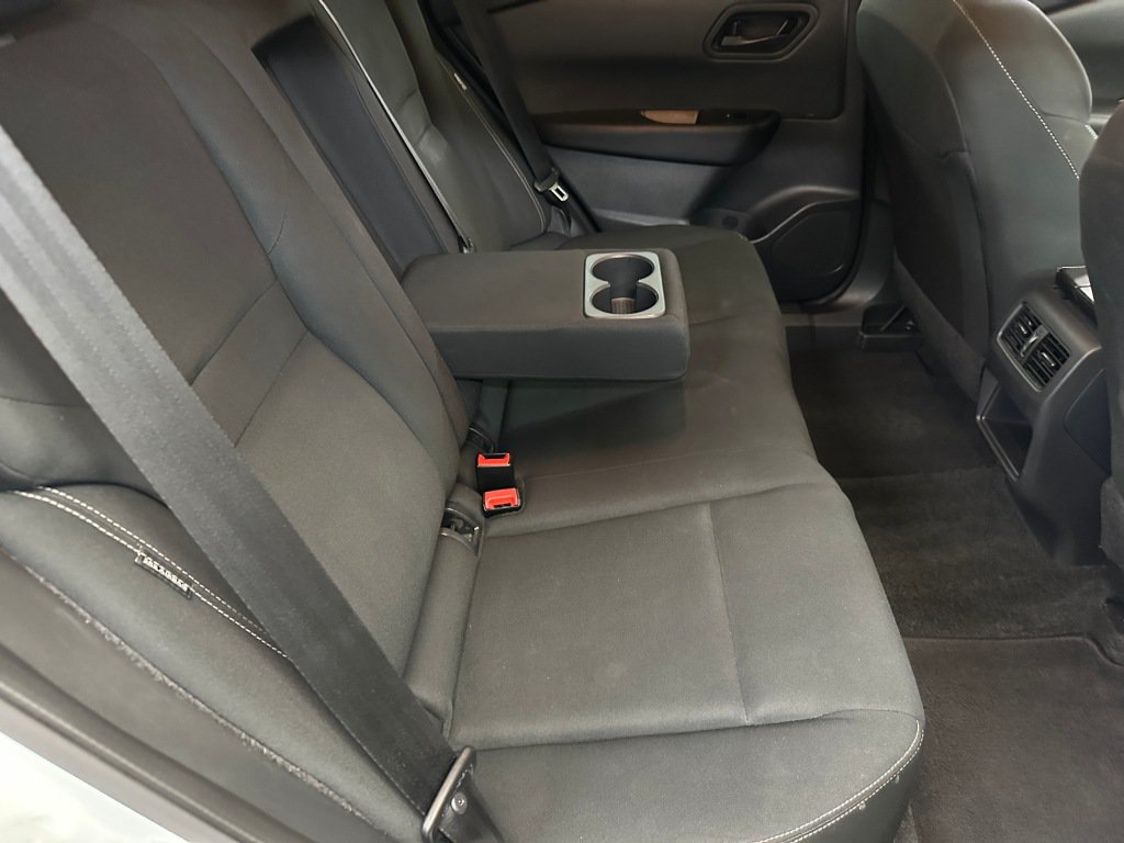 Used 2024 Nissan Rogue S FWD image 26