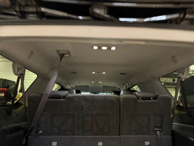 Used 2017 Chevrolet Suburban LT AWD/4WD image 26