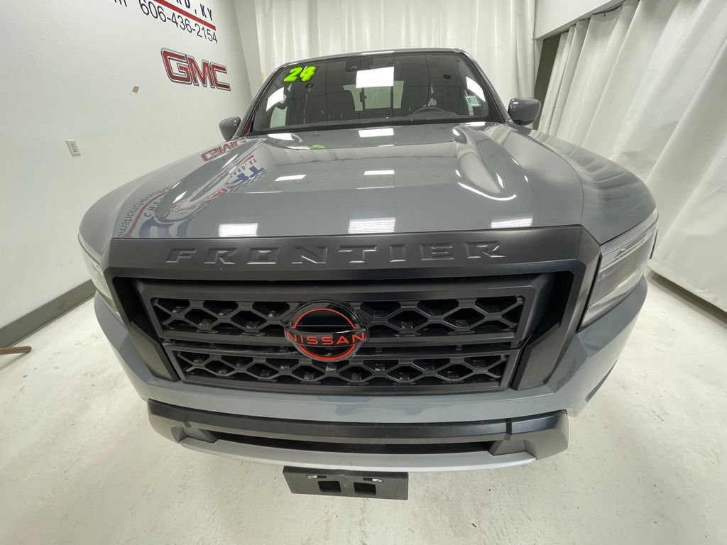 Used 2024 Nissan Frontier PRO-4X w/ Off-Road Protection Package AWD/4WD image 2