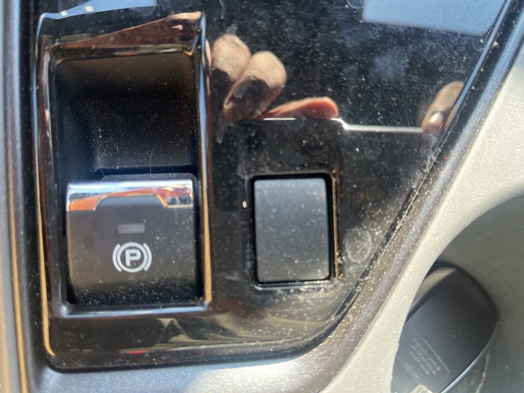 Used 2025 Subaru Crosstrek 2.5i Sport w/ Crosstrek Mirror Package image 19