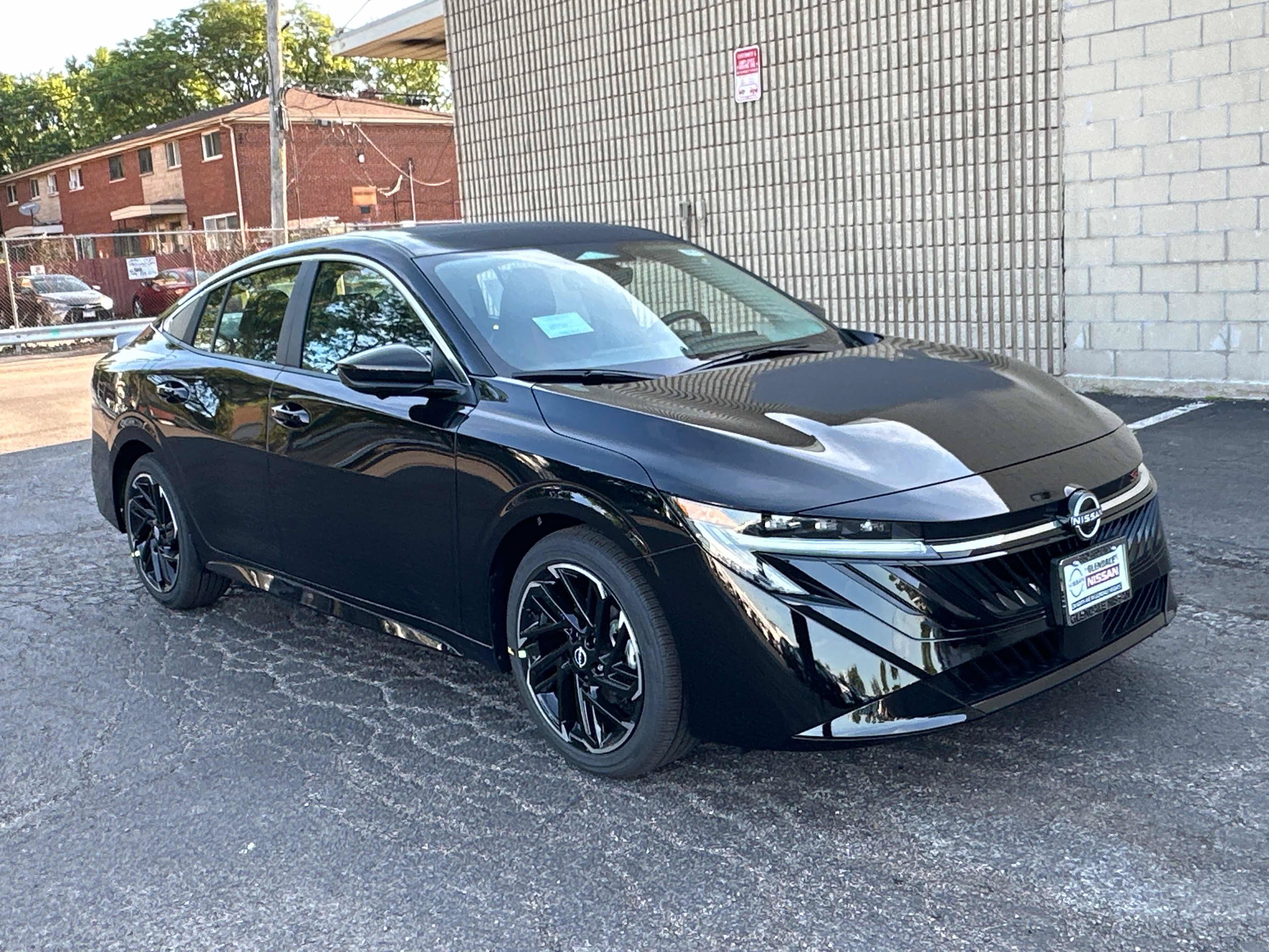 New 2026 Nissan Sentra SR w/ SR Premium Package FWD image 3