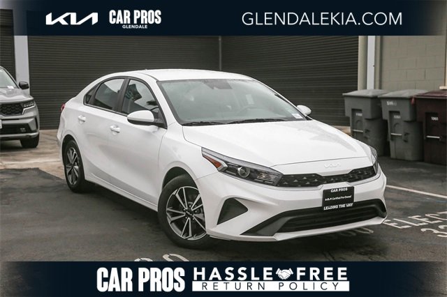 Certified 2023 Kia Forte LXS image 1