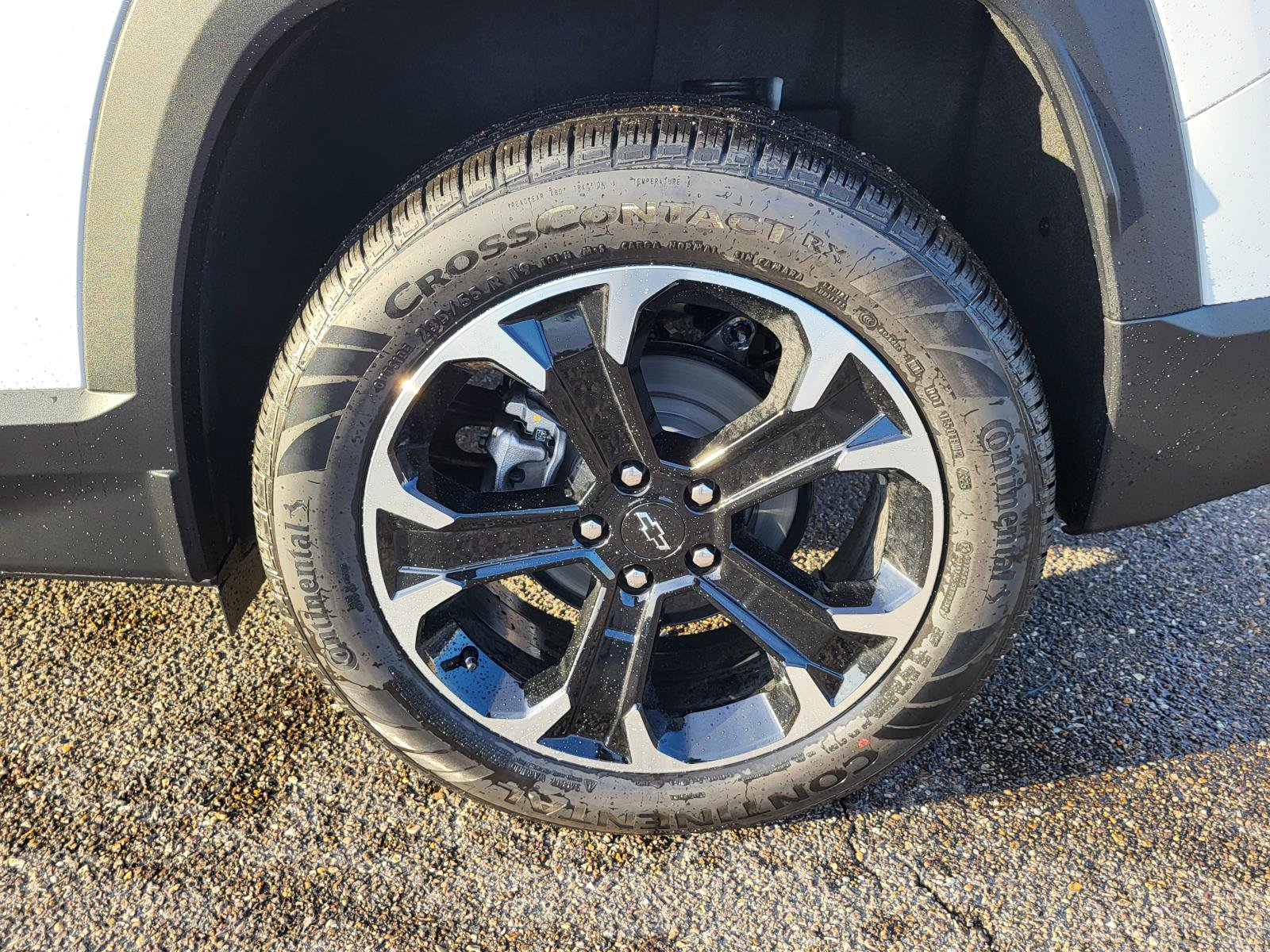 New 2026 Chevrolet Equinox LT w/ Convenience Package II FWD image 20