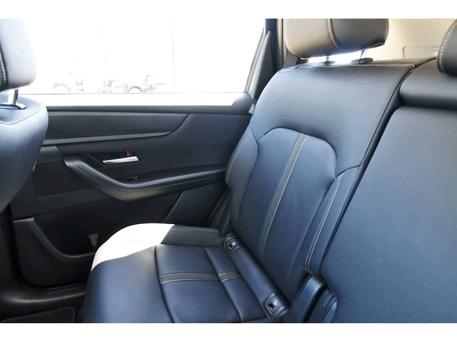 Certified 2025 MAZDA CX-90 3.3 Turbo w/ Select Package image 9