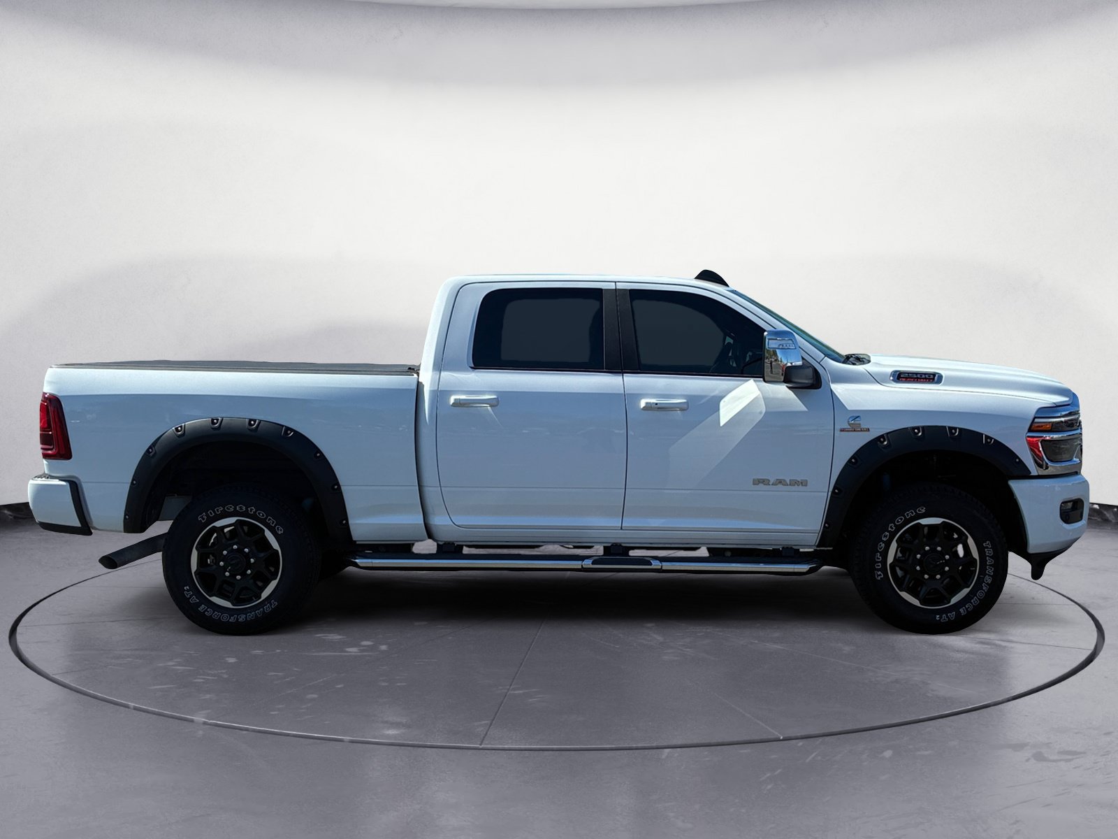 Used 2025 RAM 2500 Laramie AWD/4WD image 6