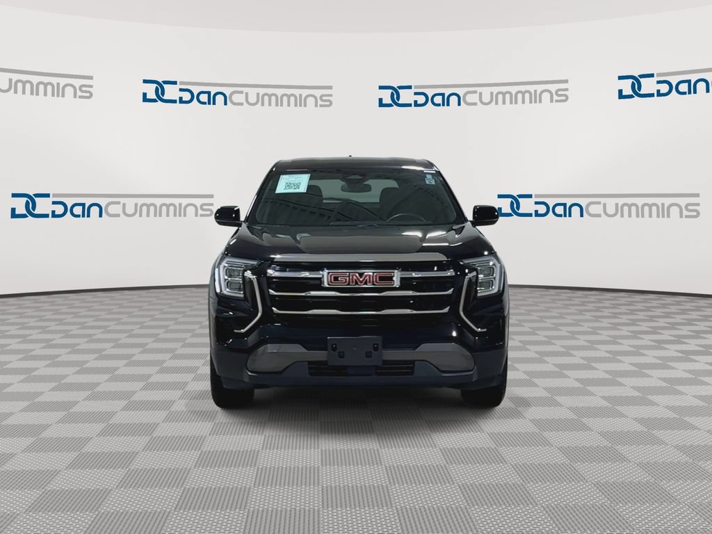 Used 2025 GMC Terrain Elevation AWD/4WD image 3