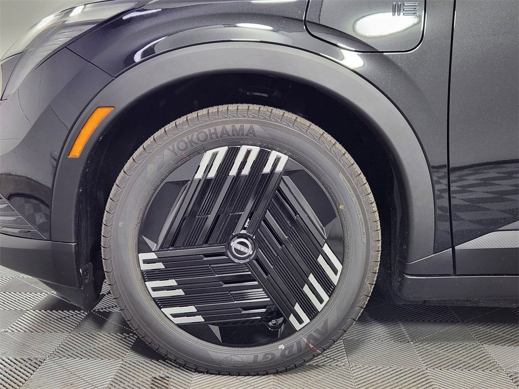 New 2026 Nissan Leaf w/ Floor Mat Package (S+) FWD image 9