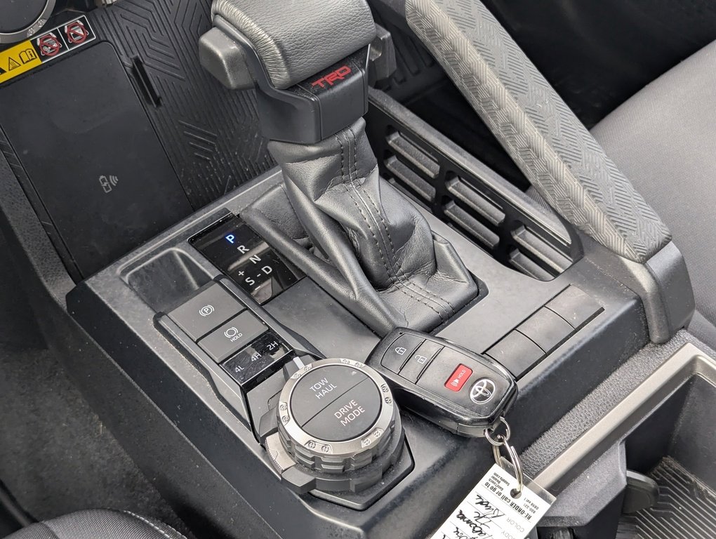 Used 2024 Toyota Tacoma TRD Sport w/ TRD Sport Upgrade Package image 33