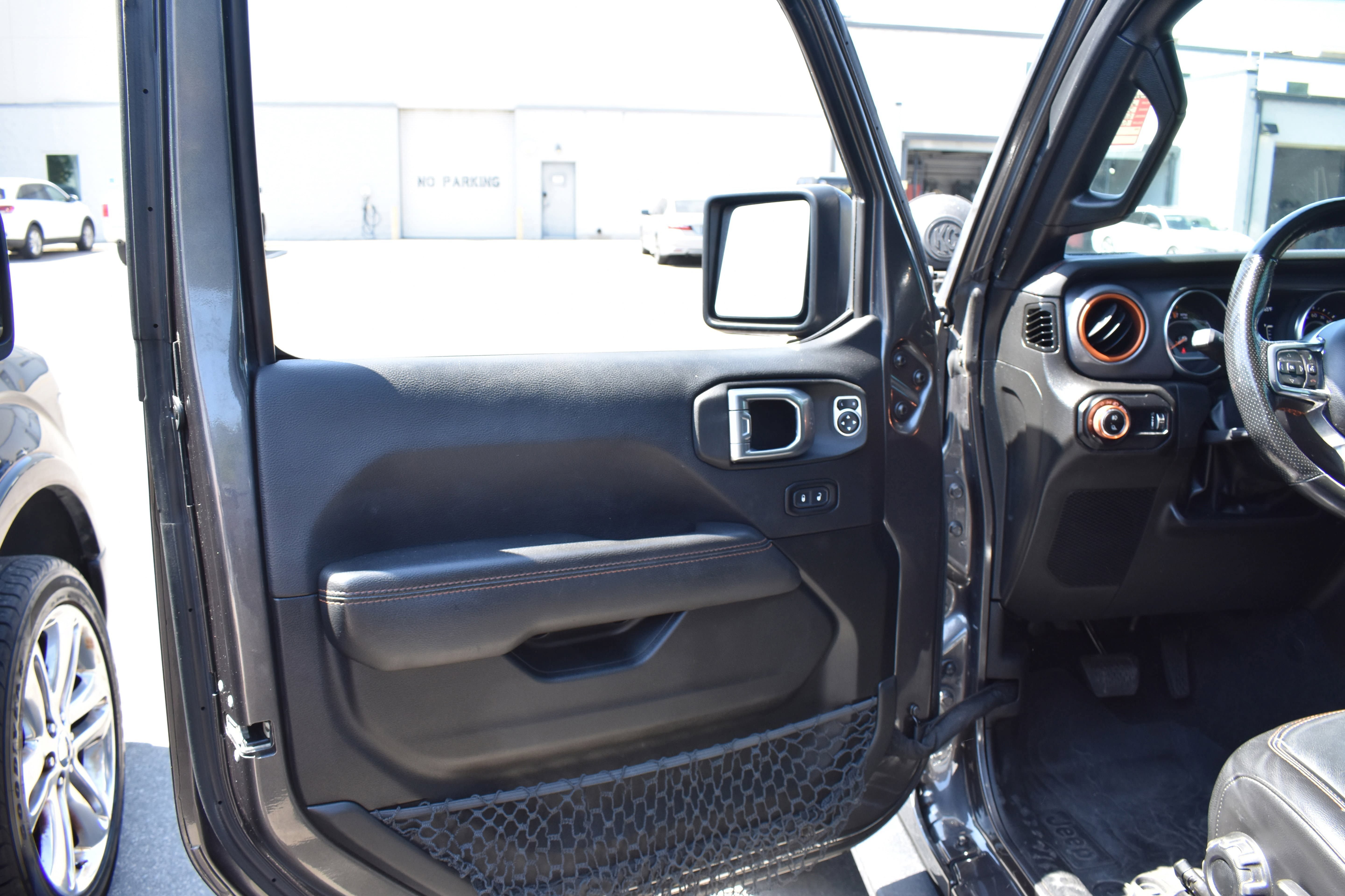 Used 2023 Jeep Gladiator Mojave w/ LED Lighting Group AWD/4WD image 22