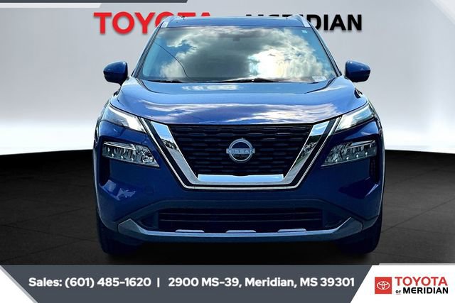 Used 2023 Nissan Rogue SL image 3