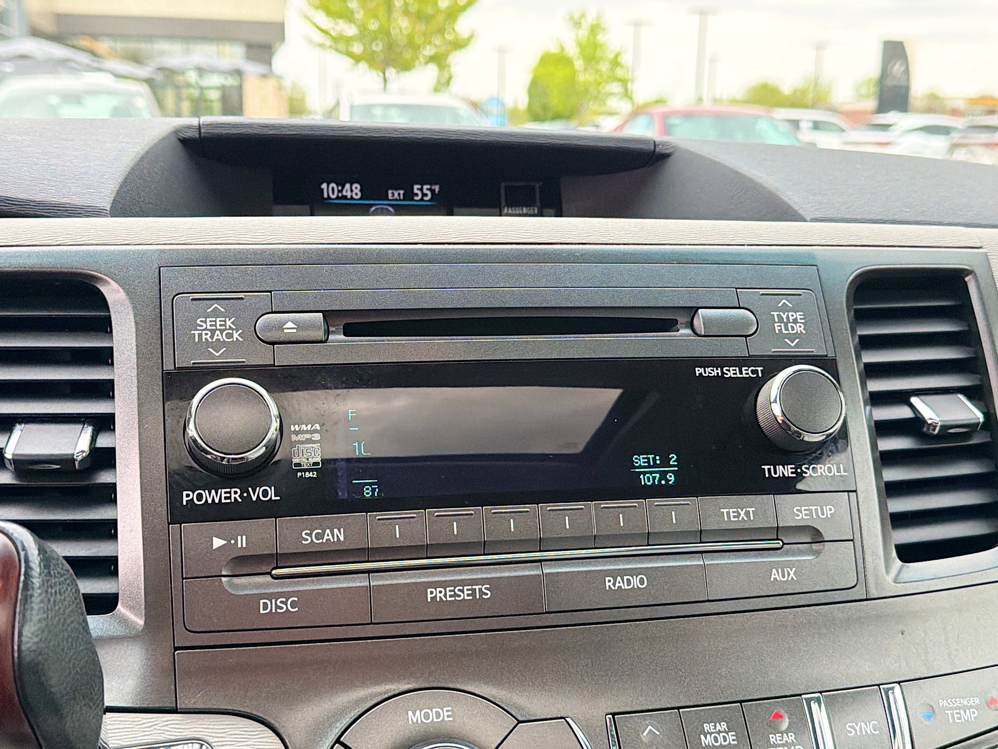 Used 2012 Toyota Sienna XLE FWD image 11