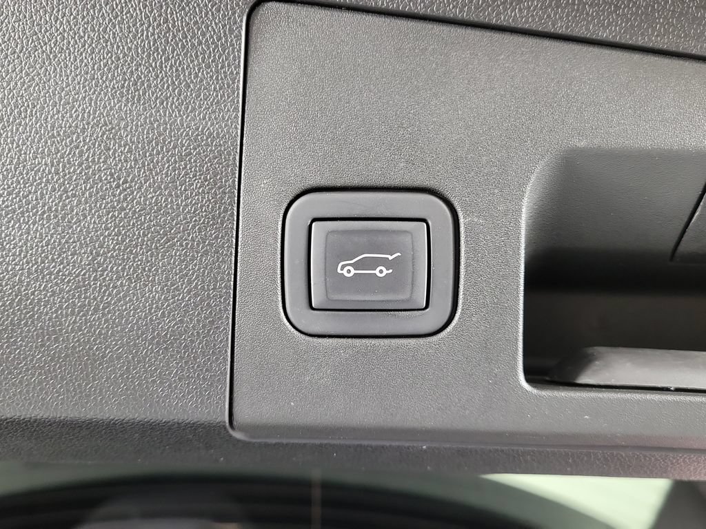 Used 2023 Cadillac XT4 Sport AWD/4WD image 10