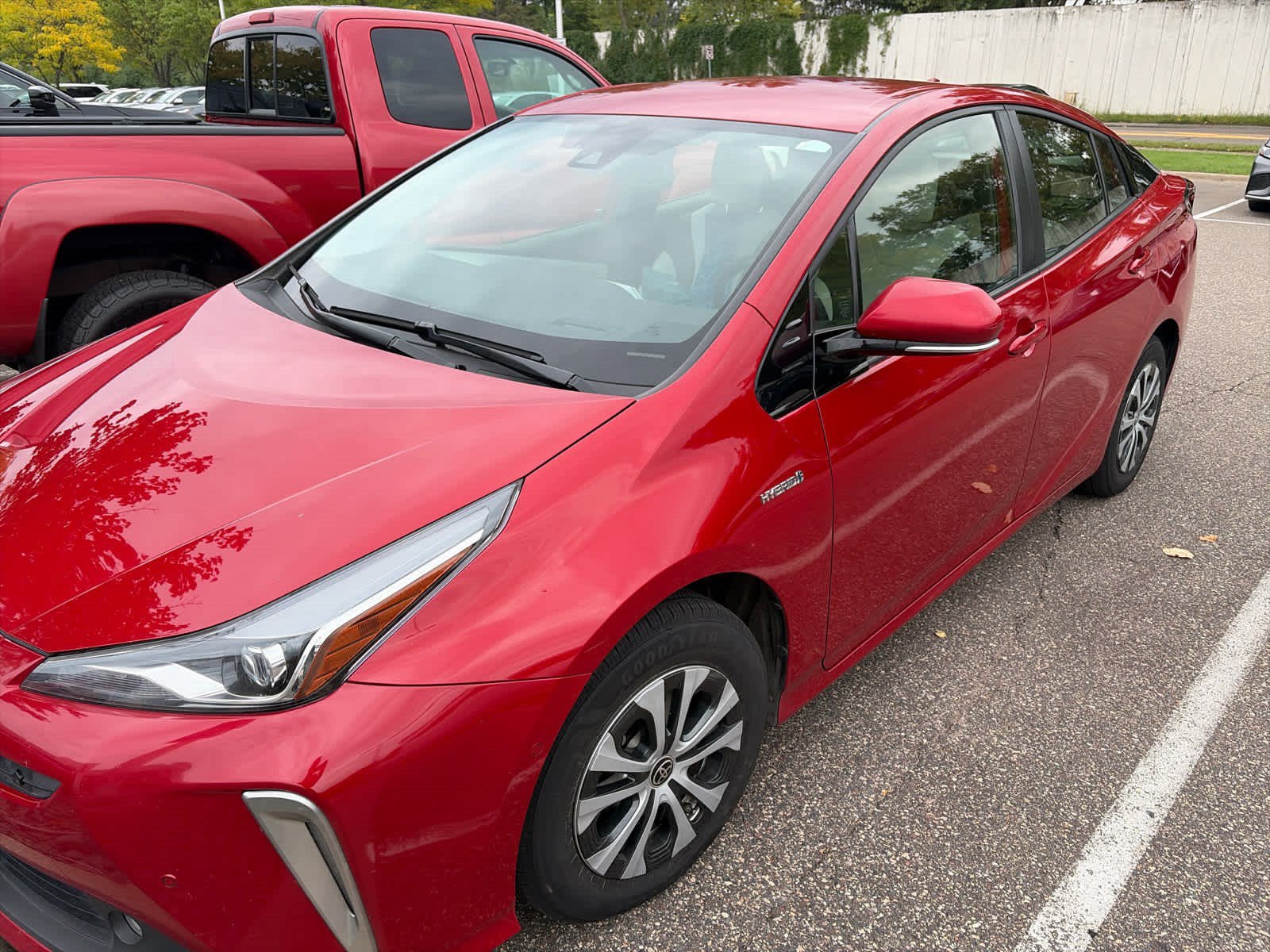 Used 2019 Toyota Prius XLE w/ Advanced Technology Package AWD/4WD image 3