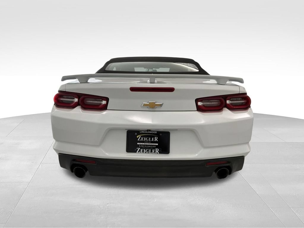 Used 2020 Chevrolet Camaro LT RWD image 9