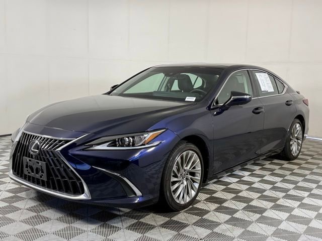 Used 2023 Lexus ES 350 Luxury w/ Accessory Package (Z1) image 2