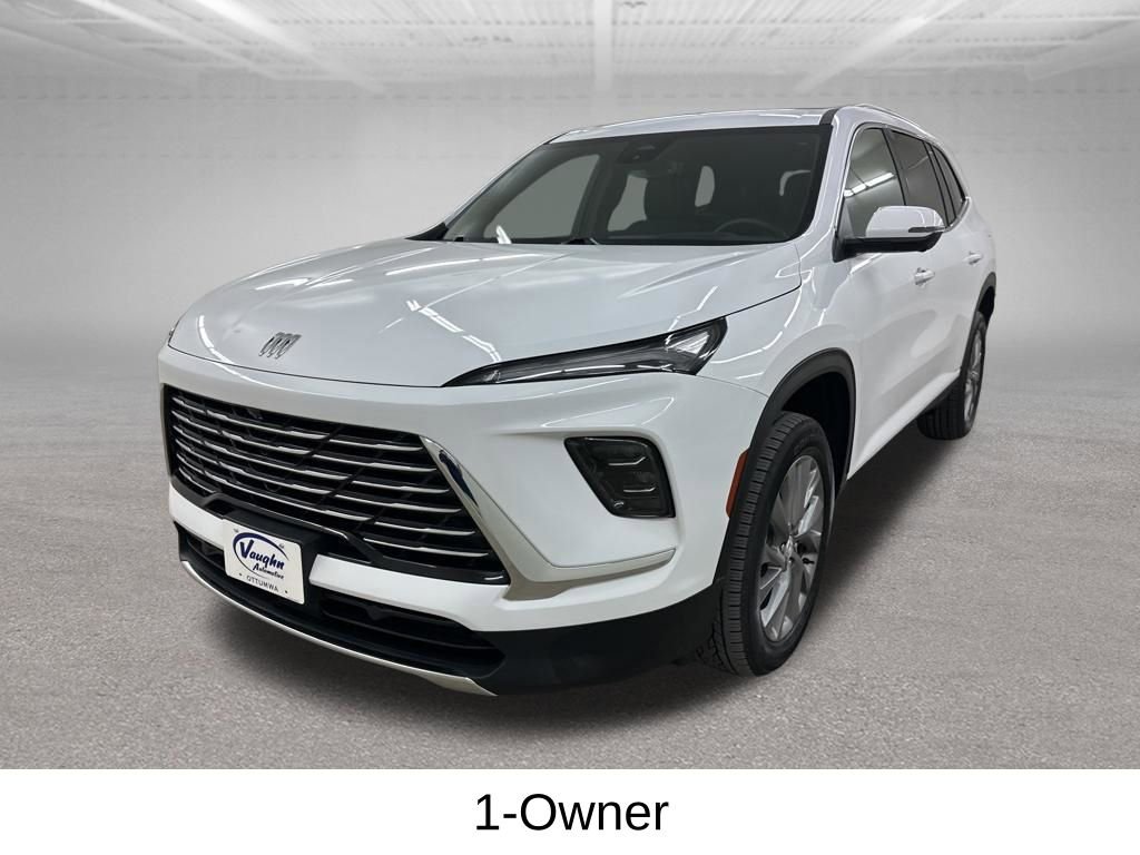 Used 2025 Buick Enclave Preferred image 7